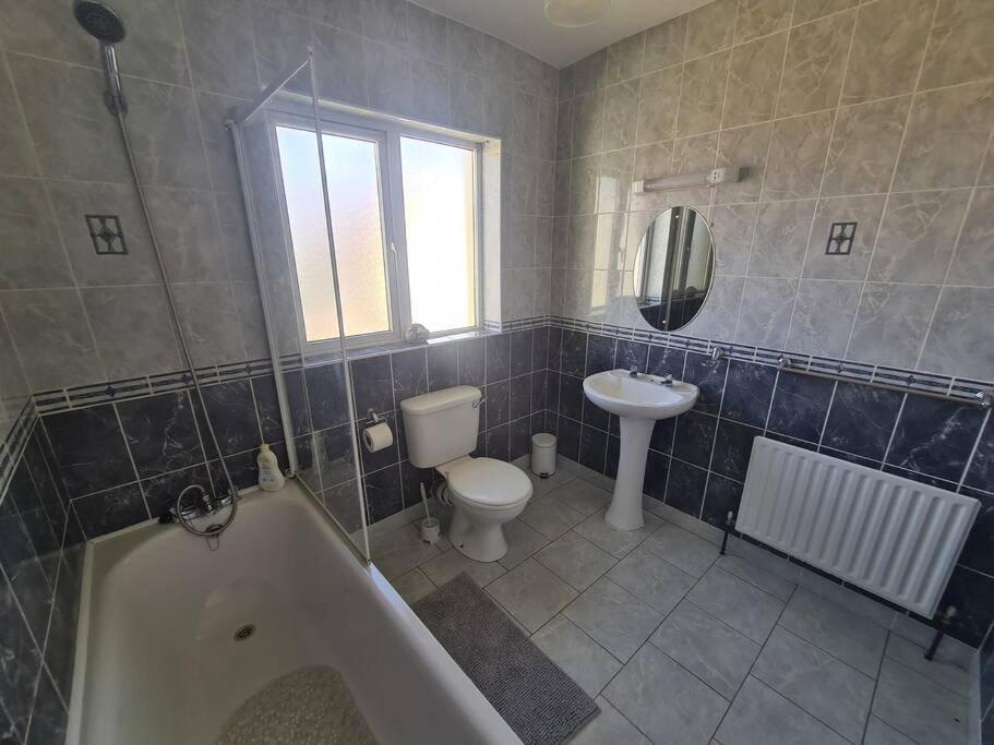 Bundoran Seaside Stays House - Wifi, Large Spacious Home Ngoại thất bức ảnh